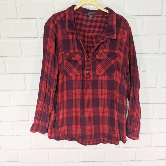 Eddie Bauer Red/Purple Plaid Half Button Down Shirt - Picture 1 of 4